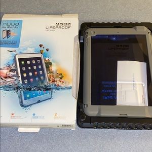 iPad Air nuud lifeproof case brand new with box!